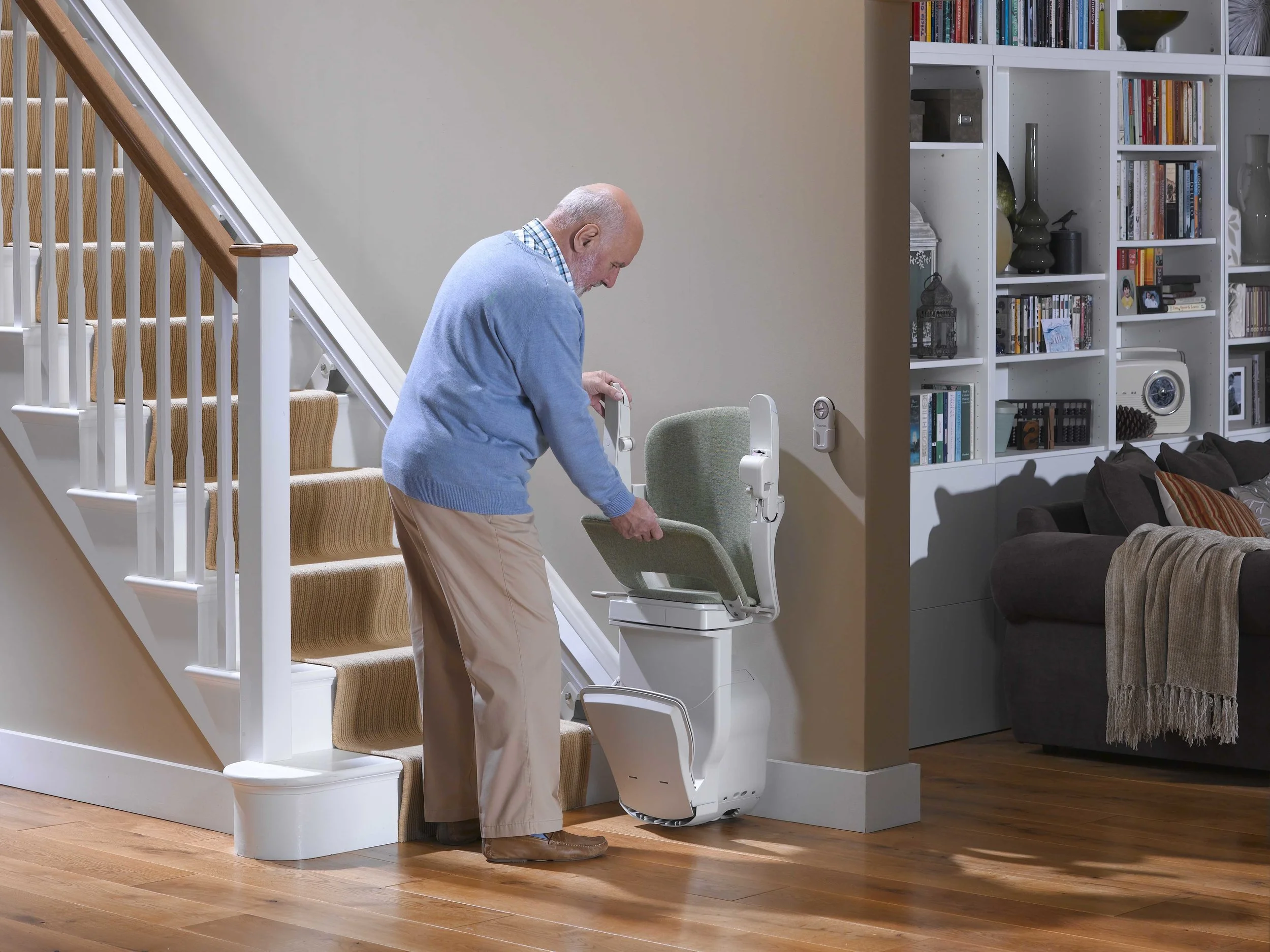 Monta scale rettilineo Stannah - installazione su scale dritte